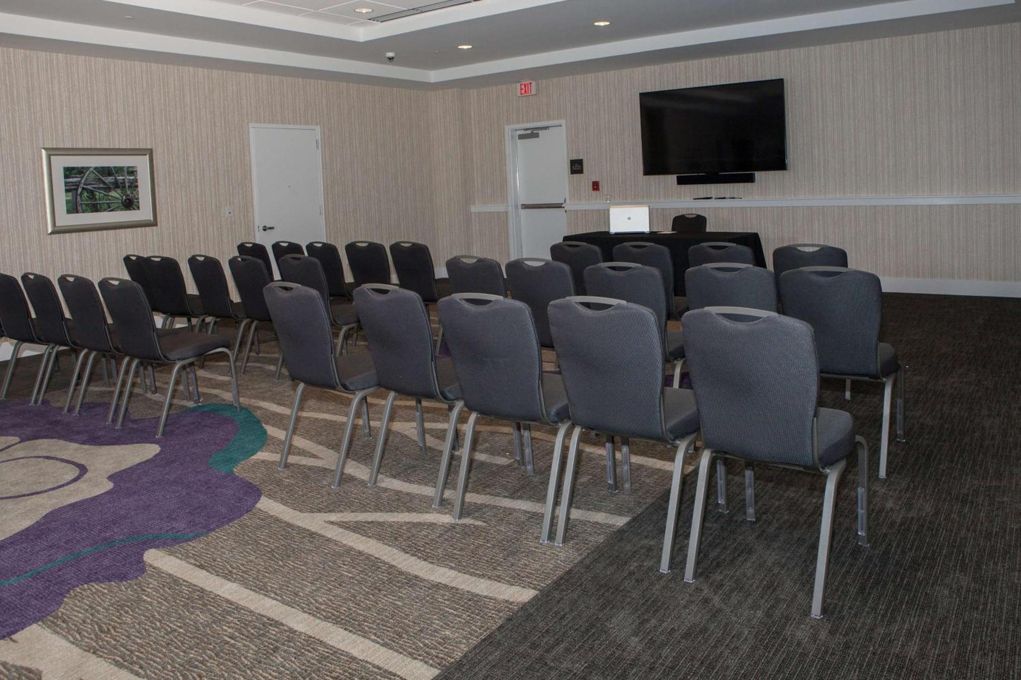 Hilton Garden Inn Springfield Bagian luar foto