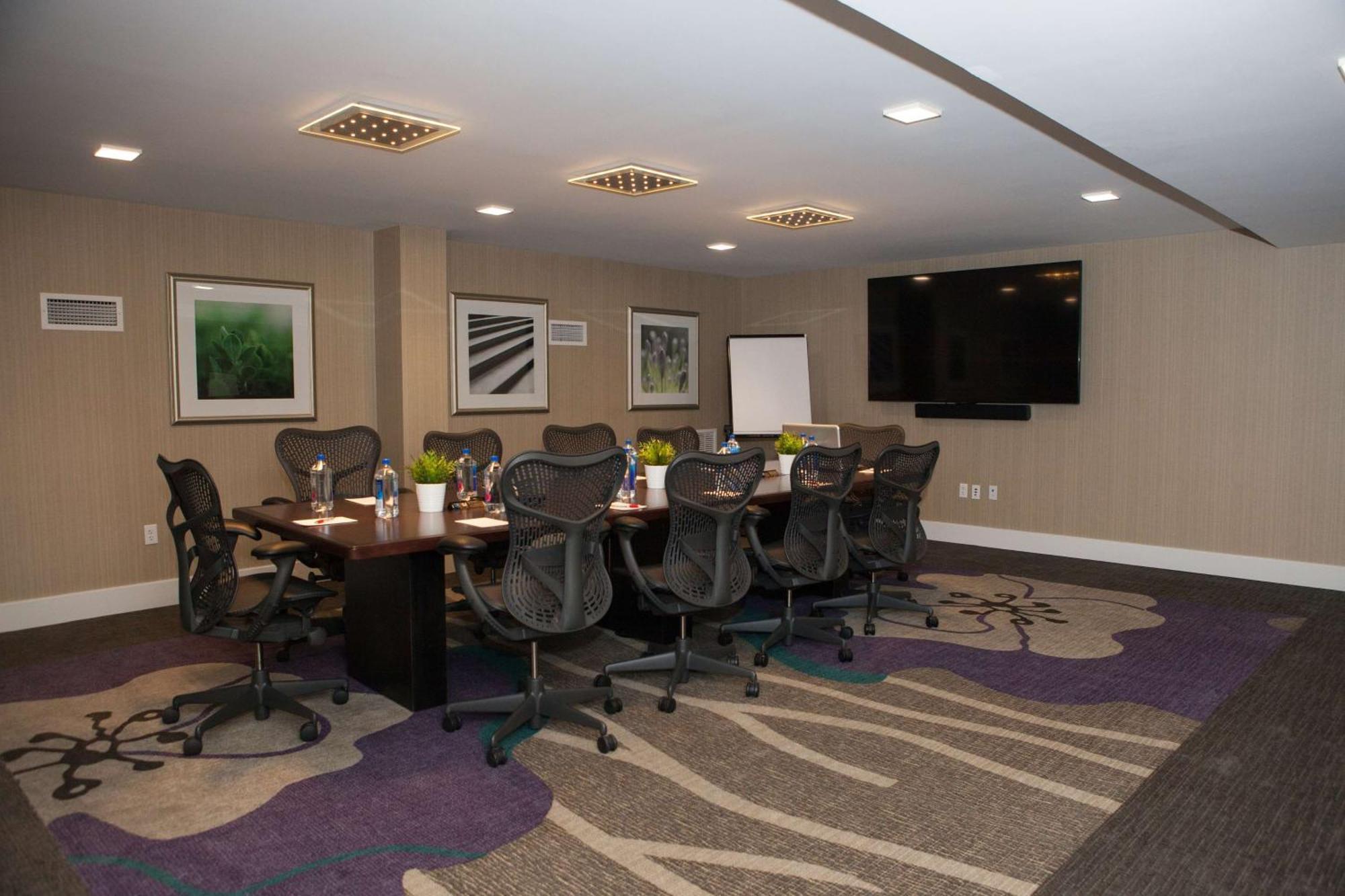Hilton Garden Inn Springfield Bagian luar foto