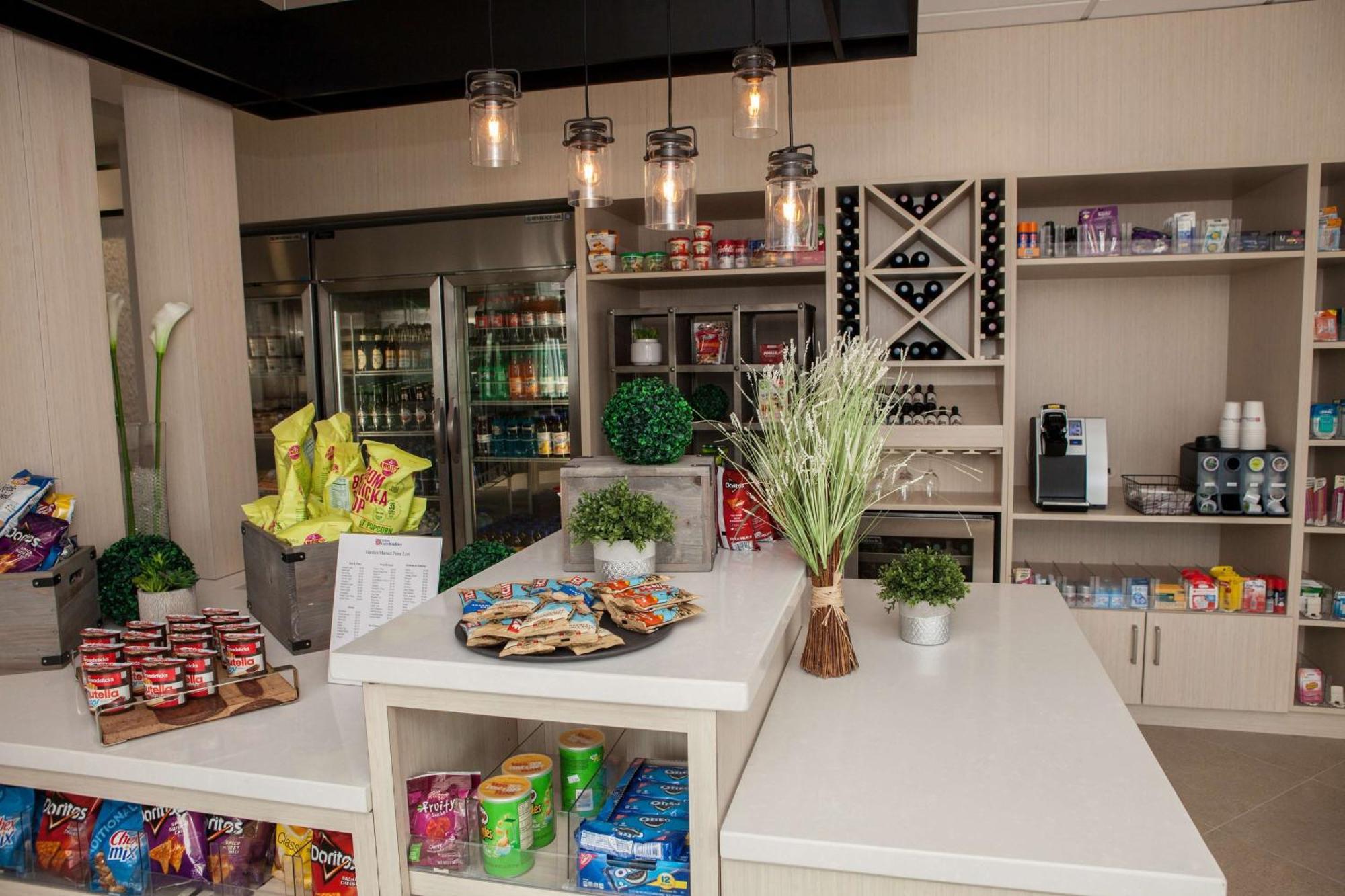 Hilton Garden Inn Springfield Bagian luar foto
